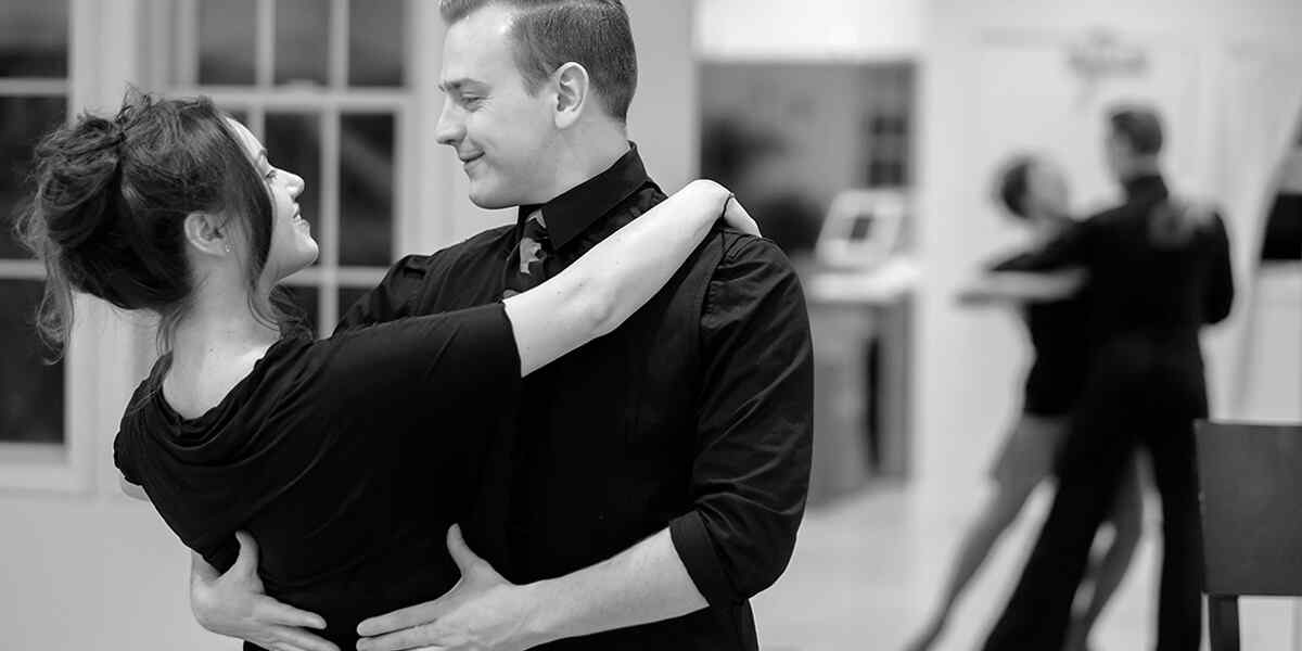 https://forteakademi.com/wp-content/uploads/2019/04/inner_dance_04.jpg