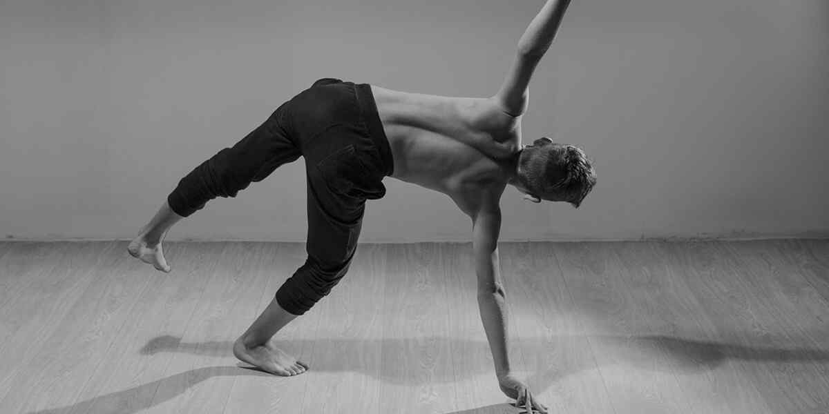 https://forteakademi.com/wp-content/uploads/2019/04/inner_dance_05.jpg
