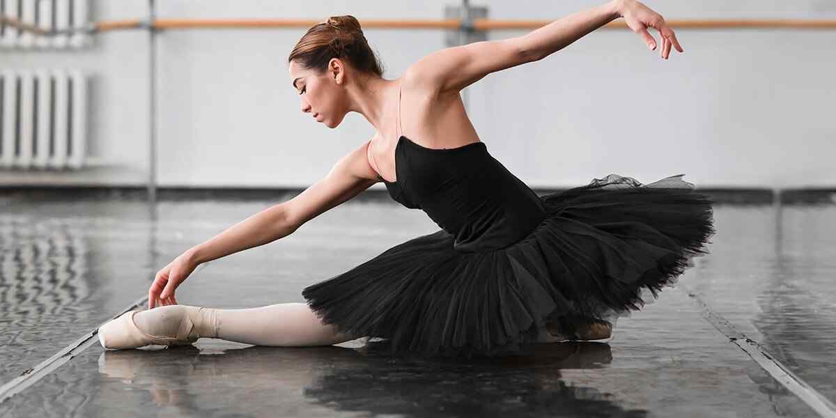 https://forteakademi.com/wp-content/uploads/2019/04/inner_dance_09.jpg
