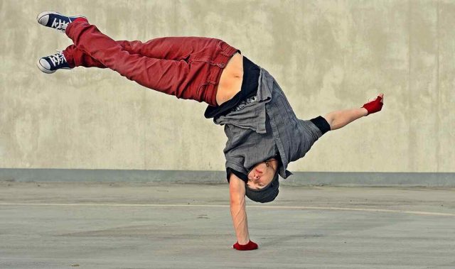 https://forteakademi.com/wp-content/uploads/2019/04/inner_image_dance_01-640x379.jpg